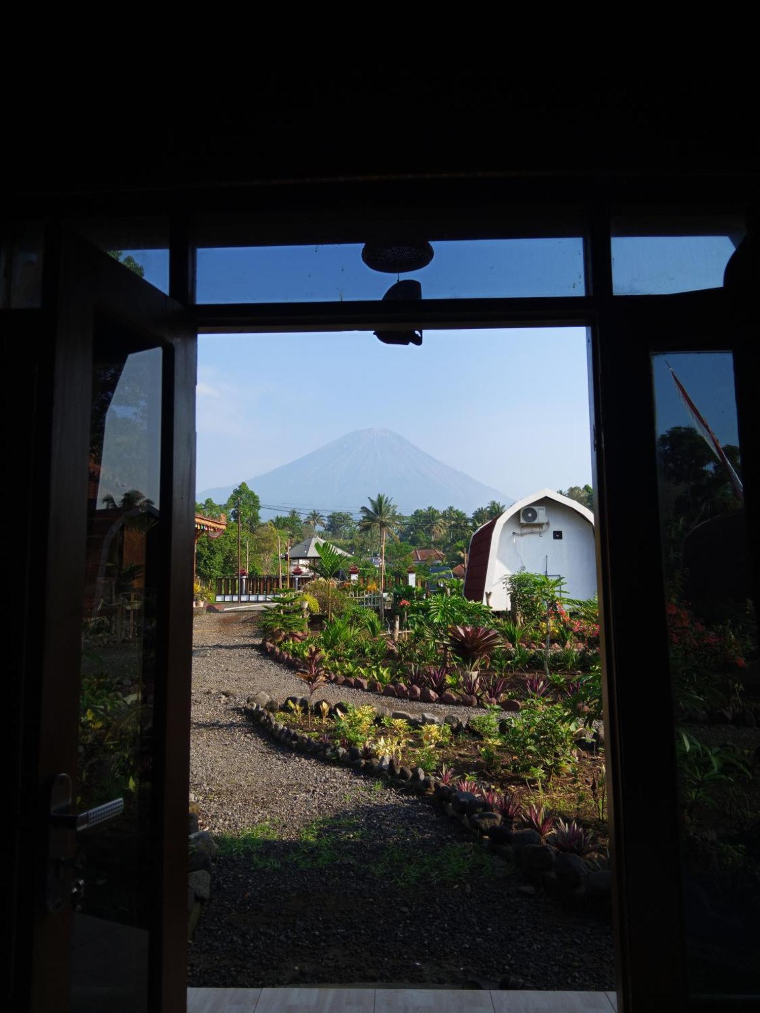 Indah Damai Cottages Sidomukti エクステリア 写真