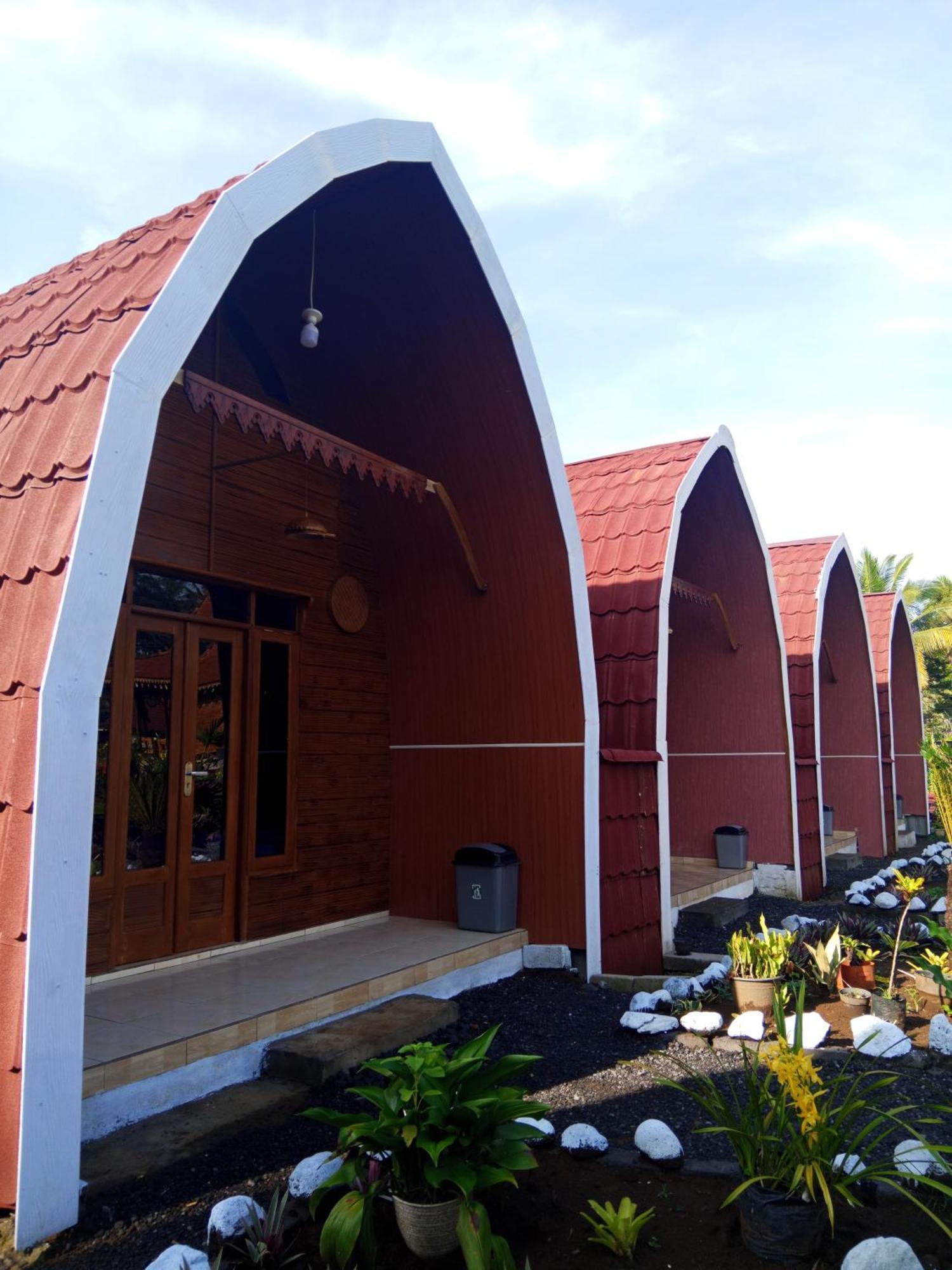 Indah Damai Cottages Sidomukti エクステリア 写真