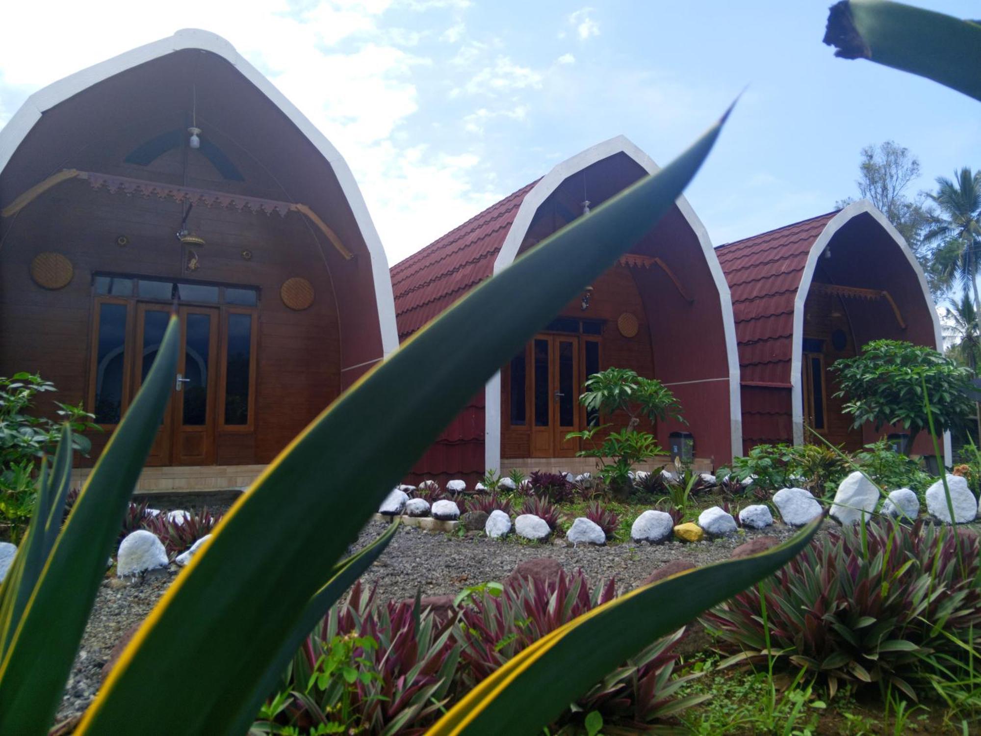 Indah Damai Cottages Sidomukti エクステリア 写真